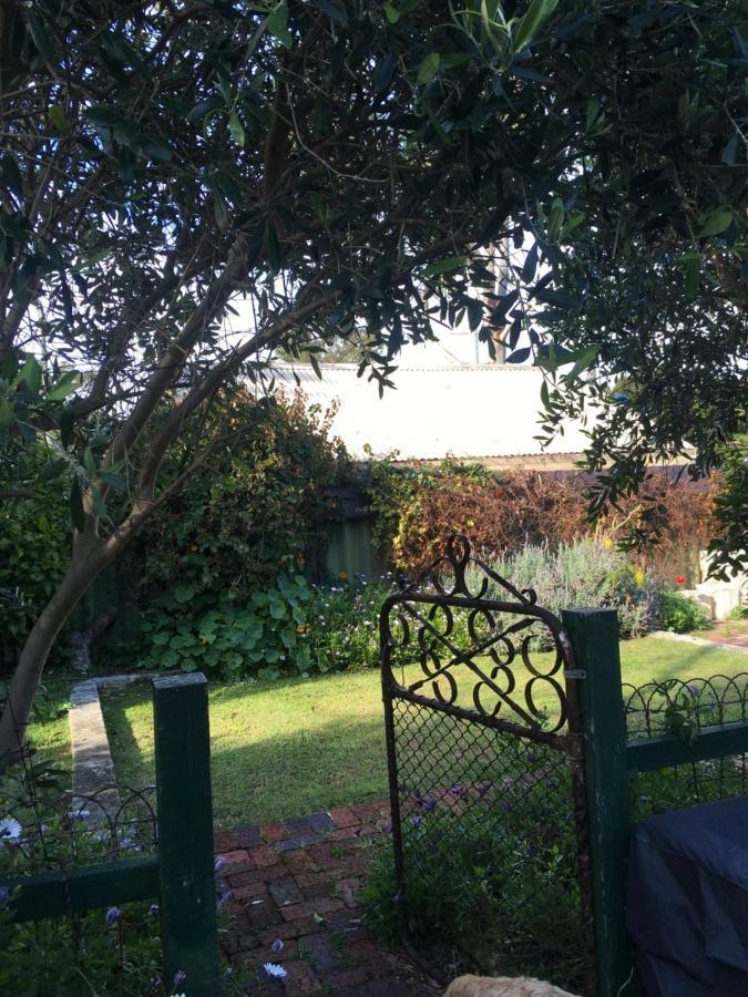 Rosemoore Bed & Breakfast Perth Esterno foto